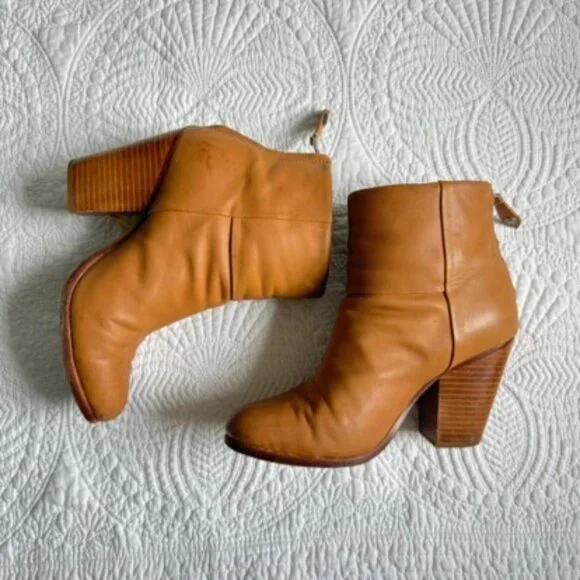 Rag & Bone Newbury Tan Leather Booties 3.5” Heel Classic Ankle Boots - Picture 3 of 8